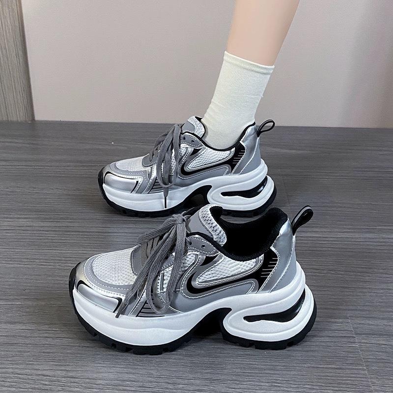 Platform dad shoes women's spring new retro fried street heightening silver Zhao Ruth casual sneakers