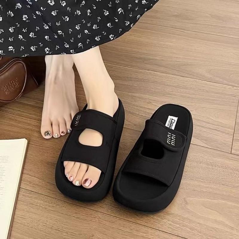 Cool slippers women's summer wear fashionable new thick-soled heightening one-word drag premium beach sandals