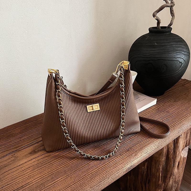 High-End Nischen Messenger Bag Damen Neu Herbst und Winter Vielseitige Einzelne Schulter Plissierte Kette Tasche Modische Achseltasche