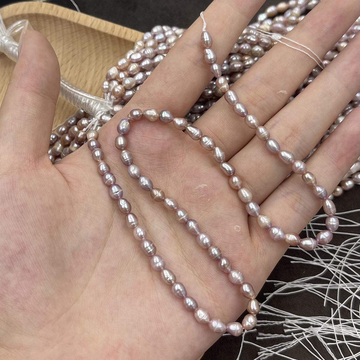 1 Strand Natural Purple Freshwater Rice Pearl Beads 4-5mm 36cm, Imperfect Baroque Pearl Beads For Beginner DIY Jewelry Making 1Strand/4-5mm-36cm