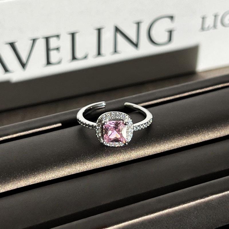 

2026 Star Condensing Rainbow Light Sweet Cool Fashion Temperament Bow Main Diamond Ring Women s Light Luxury Niche Design Sense Simple Ring Tide Resizable