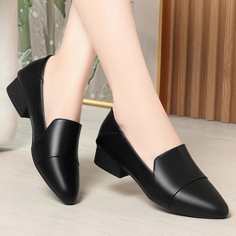 Женская обувь на осень новая для женщин среднего и пожилого возраста удобная на четыре сезона 35 чёрный 2890₽