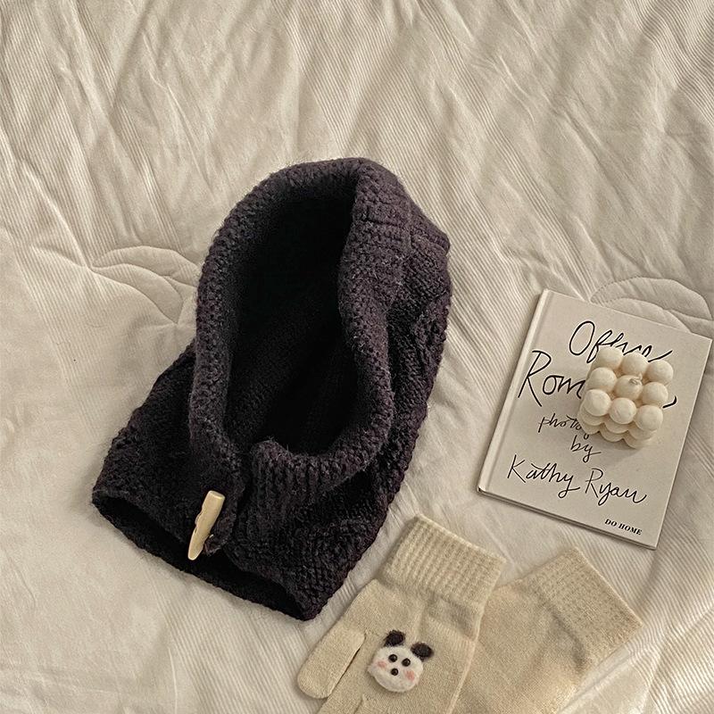 

Винтажная вязаная ветрозащитная шапка на осень и зиму с роговой пряжкой и в стиле балаклавы One size