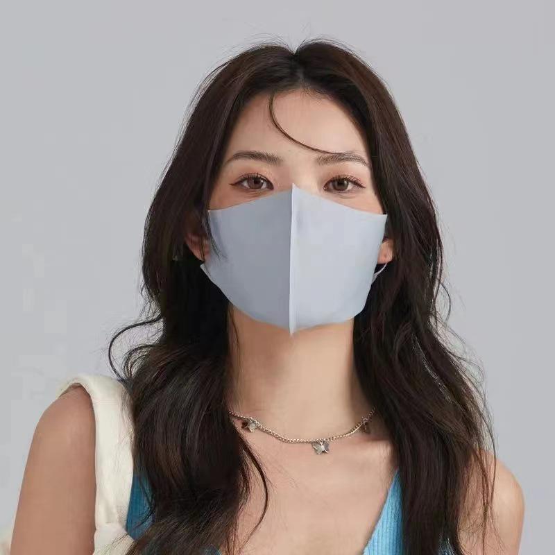 

Женская маска-балаклава из ледяного шелка для защиты от солнца - Защита от УФ-лучей, Дышащая, Легкая летняя защита One Size