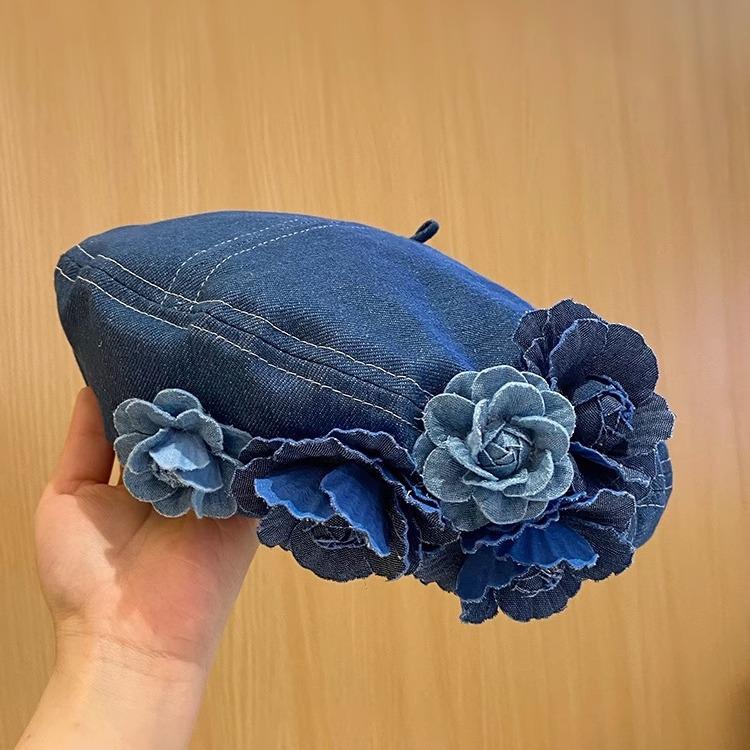 Dámský trendy barevný květinový džínový baret – Módní klobouk zeštíhlující obličej na podzim/zimu