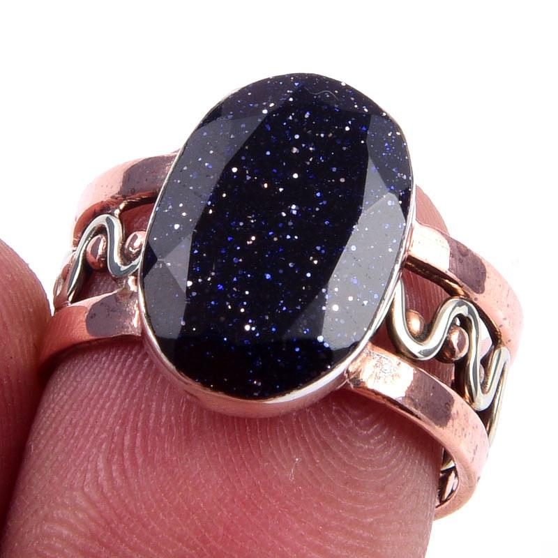 

Кольцо в подарок из двухцветного серебра 925 пробы с натуральным солнечным камнем S.7 B0l31