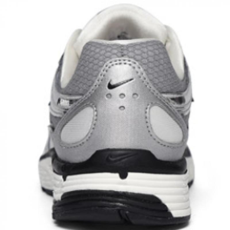Nike Galleria Nike Women S OPtion 3 P 6000