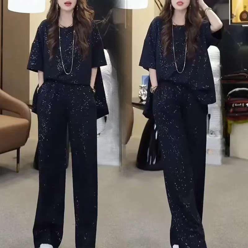 

Женский летний свободный модный костюм-двойка - Футболка с коротким рукавом и пайетками + Брюки с высокой посадкой и широкими штанинами S чёрный