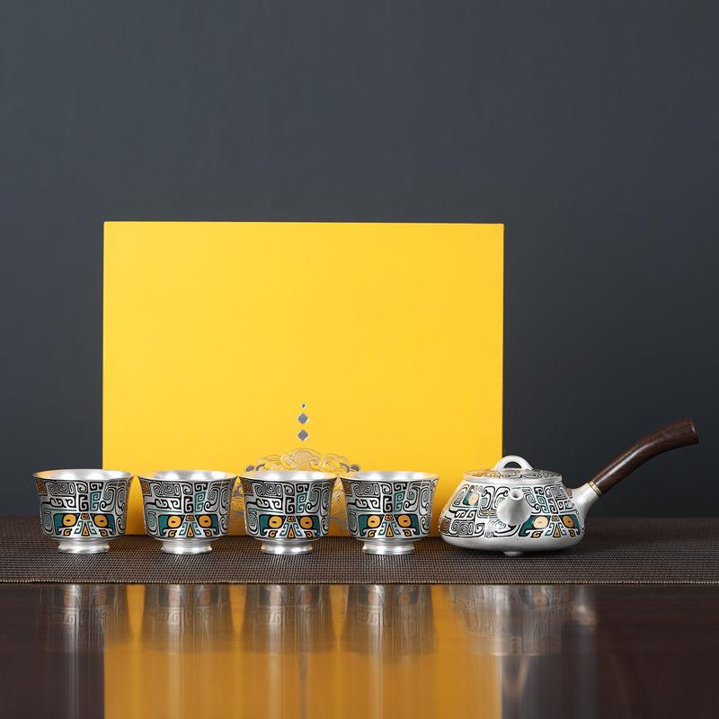 Sterling Silver Ceramic Japanese Pot Four Cups Portable Home Travel Portable Taotie Pattern Kung Fu Travel Tea Set