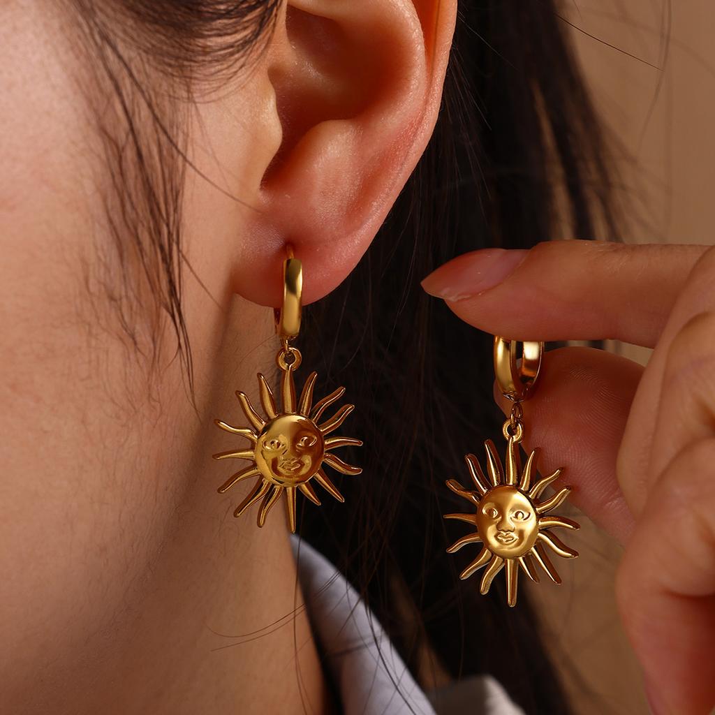 Lily Flower Pendant Hoop Earrings For Women Elegant Gold Color Geometry Heart Stainless Steel Hanging Earring Jewelry Party Gift