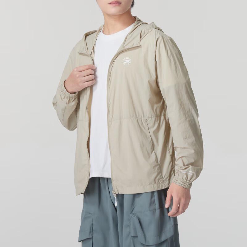 Skechers Men s Lightweight Casual Sportswear Set L