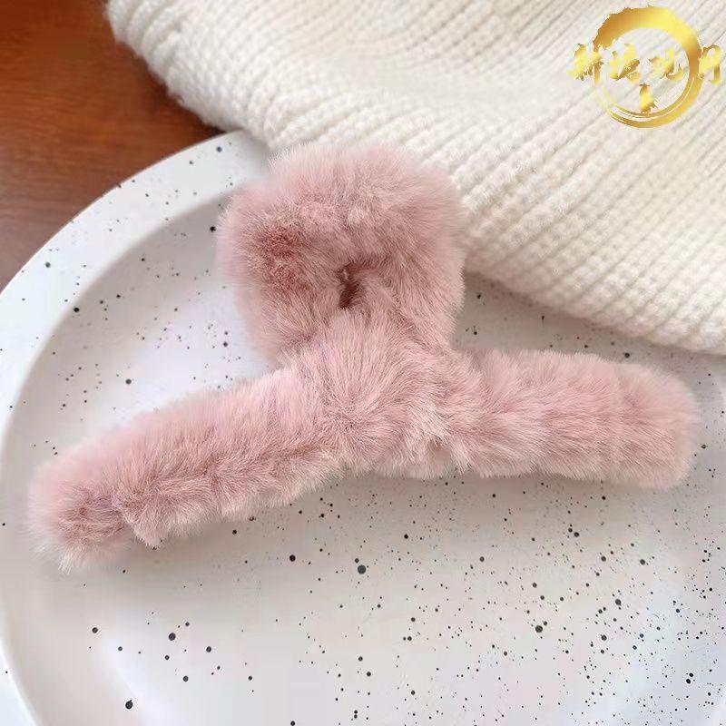 Autumn/Winter Furry Korean Plush Shark Hair Clip - Cute Updo Claw, Cross Clip, One-Word Design
