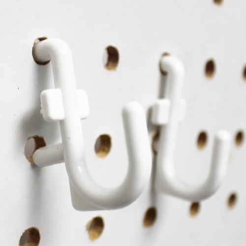 Lakymisy Perforated Board Hooks, Set of 50, Net Hooks for Mesh Panels, J-Shaped, Fixed Fasteners, Pegboards, Punching Boards, Parts, Wall Hanging, Pro