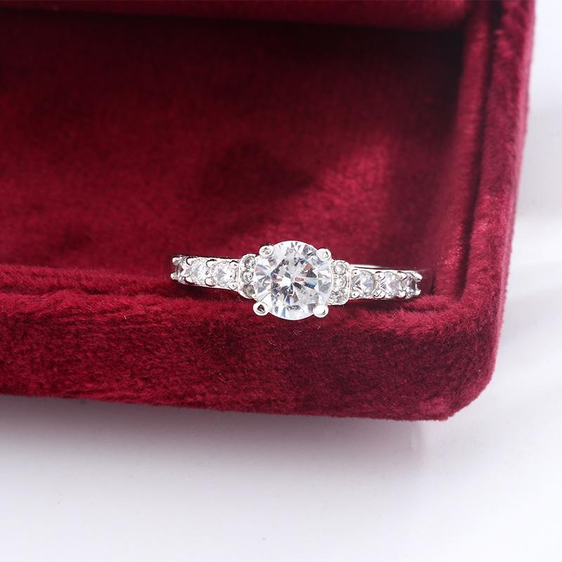 Classic Full Diamond Zircon Shape Silver Ring Ladies Fashion Light Luxury Ring Jewelry Explosive Gift Accessories