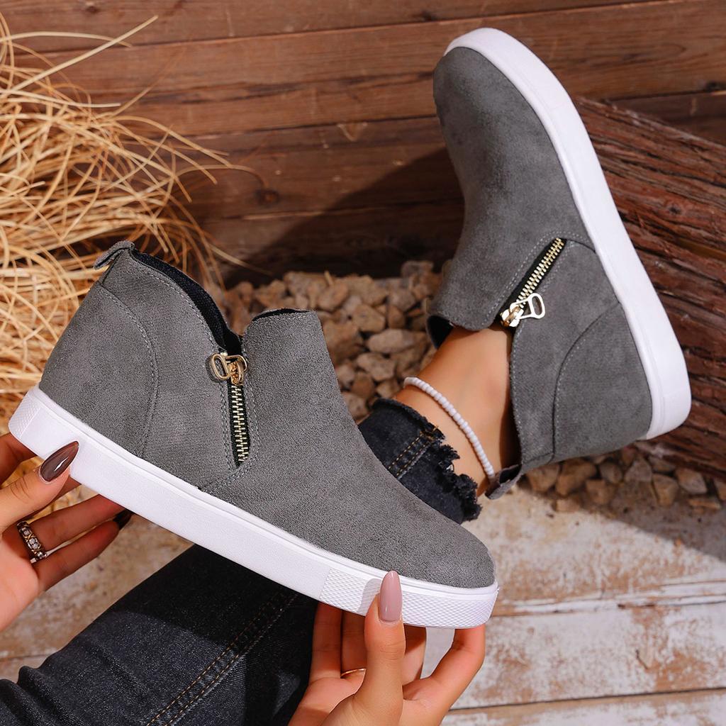 Women's Suede Flat Shoes Fashion Retro Round Toe Short Barrel Casual Side Zipper Thick Bottom Short Studded Boots for Women