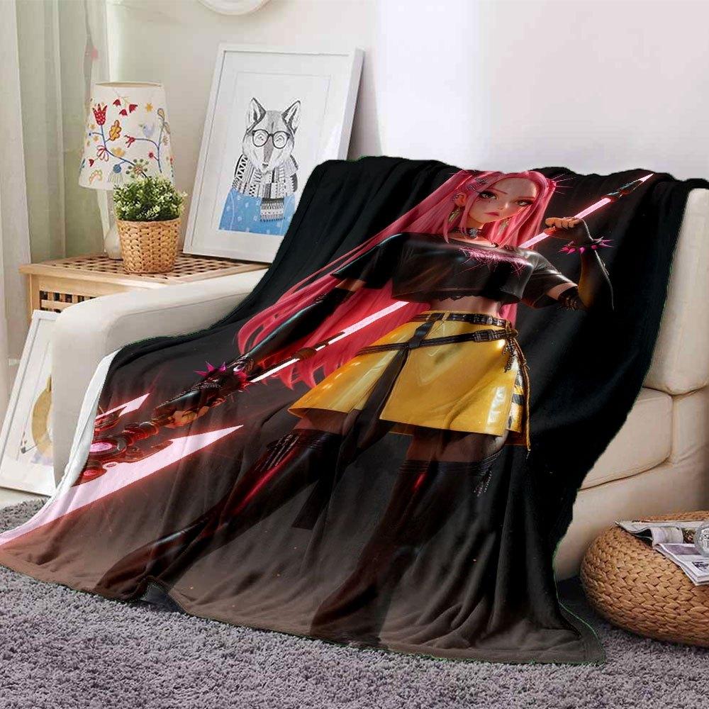 

1pc Hunter X Kopo group - Themed Flannel Blanket - Suitable for Bed, Home Decor, Graduation Gifts, Easter, Back to School, ChristmasA13 80cmx120cm(31inx47in)