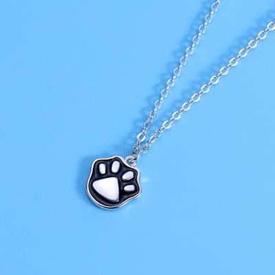 Sweet Cool Enamel Cat Claw Necklace for Women New Hot Clavicle Chain Light Luxury Niche Design High-end Feeling Versatile Clavicle Chain