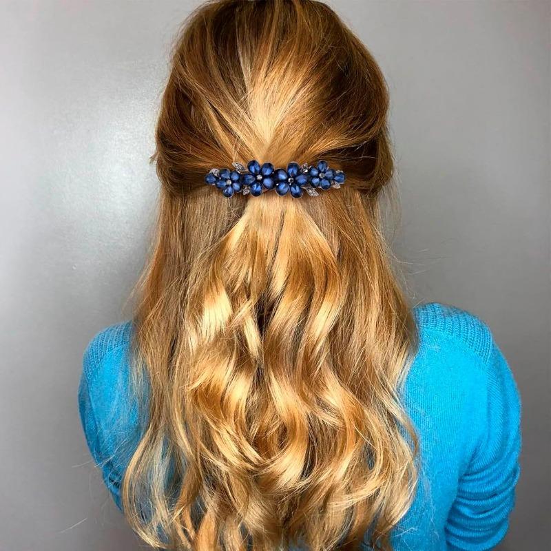 Elegant Rhinestone Blue Flower Hair Clip, Sparkling Crystal Design, Ideal for Wedding Bridal Hairstyles and Christmas Gifts.