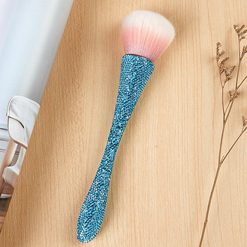 

Кисть для румян и рассыпчатой пудры с инкрустацией стразами для макияжа и нейл-арта Rhinestone Inlaid Powder Brush