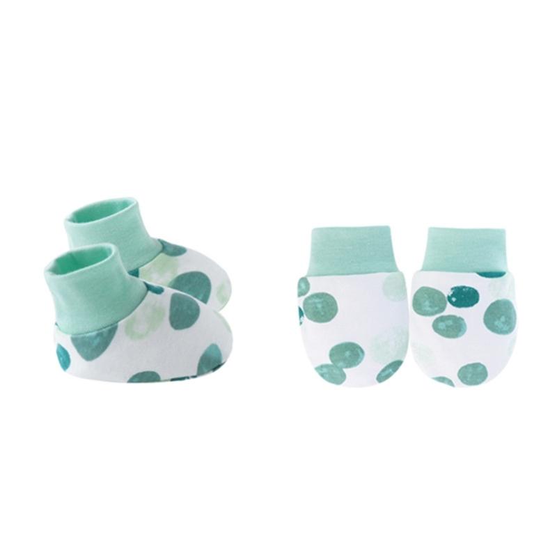 No Scratch Mittens Socks Set Toddler Mitts Baby Mittens Cotton Gloves Footwear Baby Breathable Gloves for Boys Girls
