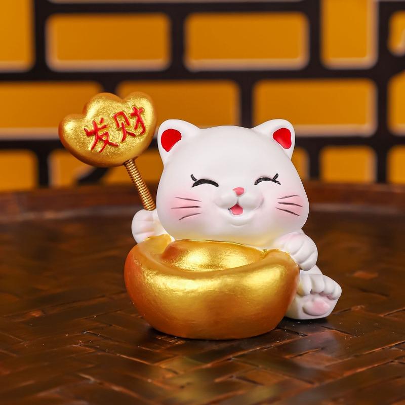 Cute Mini Maneki Neko Spring Ornaments, Resin Desktop Decorative Ornaments and Car Ornaments