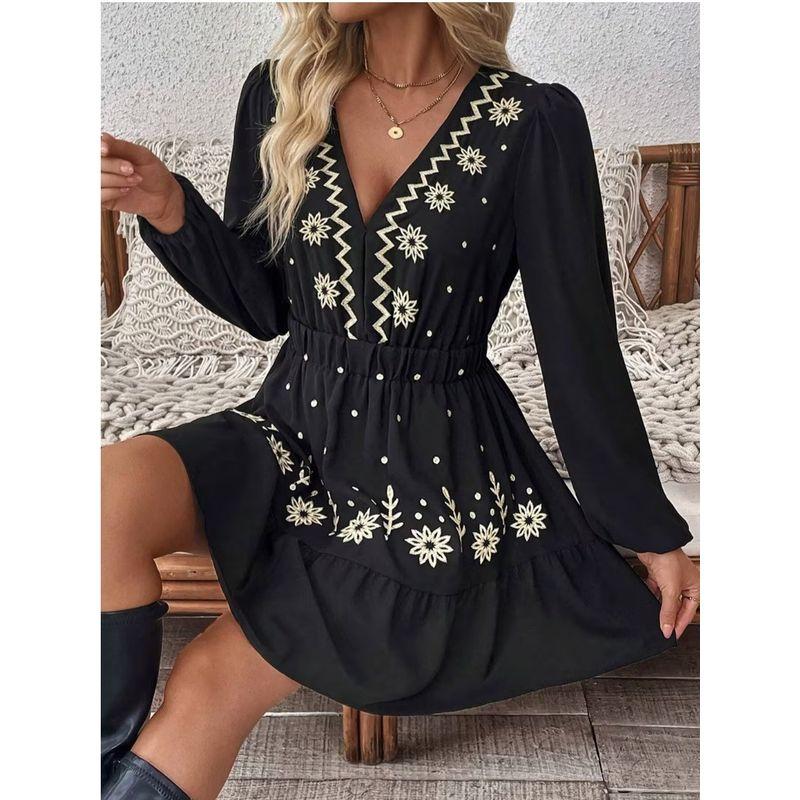 Small Western Style Spring/Summer New Fashion Deep V-neck Embroidery Black Waist Hugging Long sleeve dress Skirt DRESS