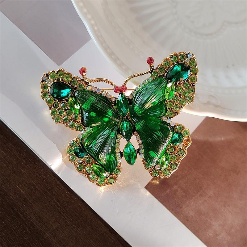 Vintage Butterfly Brooches for Women Ladies Beauty Rhinestone Crystal Butterfly Pins Party Office Brooch Pins Jewelry Gift