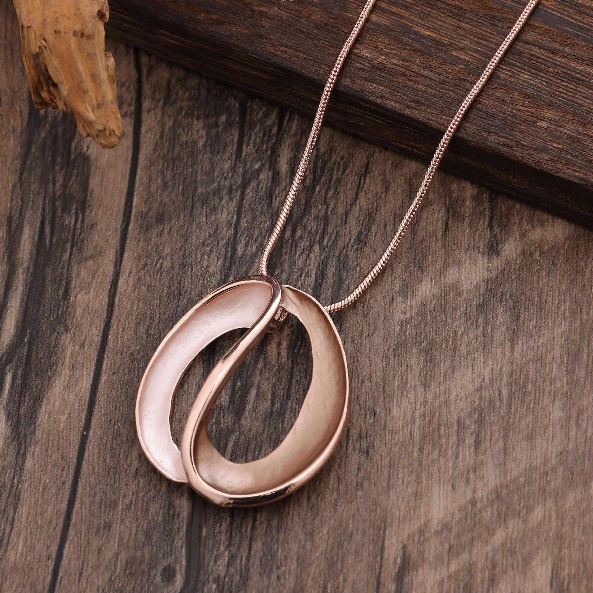 

Полый овальный кулон из сплава, простой цветной лак в форме капли, женское универсальное персонализированное ожерелье