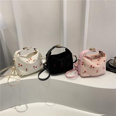 New Summer Women's Fashion Trend Bucket Bag Niche Design Casual Simple Personality Shoulder Messenger Bag
