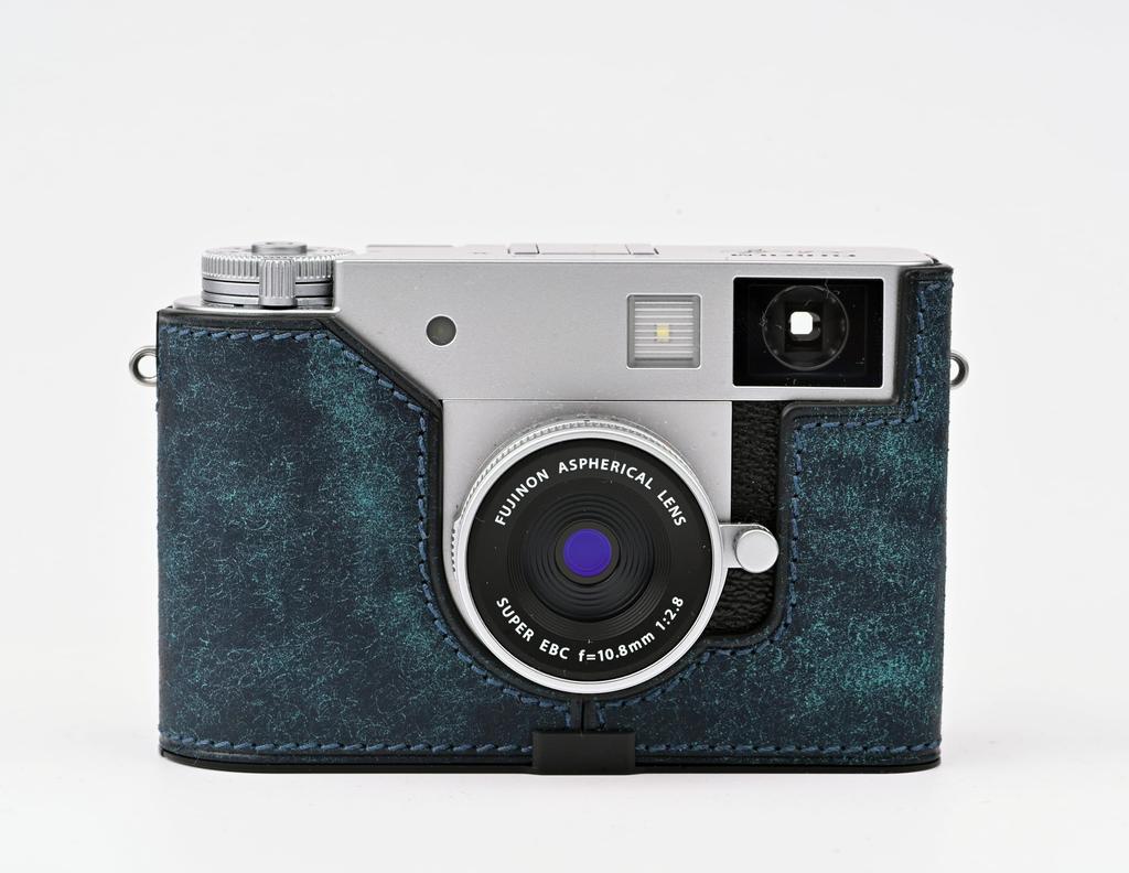 CLC handmade camera case/cover for Fuji x-half/Fuji x-half, genuine leather with a leather top and metal base plate (Matte Blue)