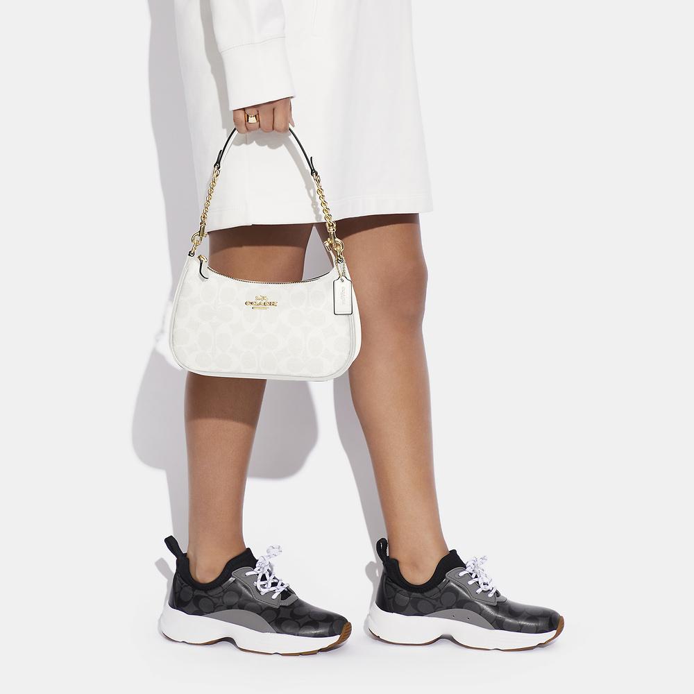 Coach Bolso de Hombro Teri 25 Logo Clásico Piel Sintética para Mujer Bolso de Hombro Blanco CA548-IMRFF