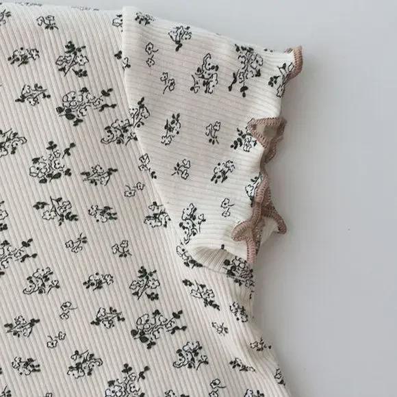 Girl's Polka Dot Summer Pajamas - Stylish Two-Piece Home Wear for Children