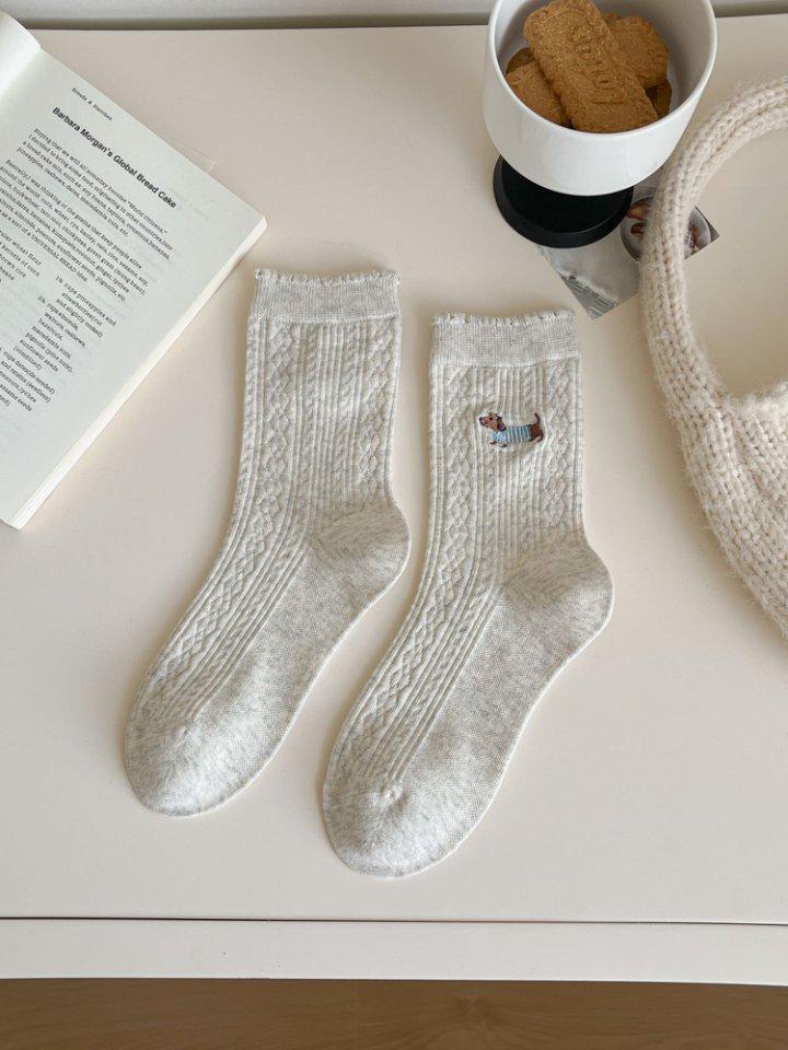 Autumn Lace Ruffle Bow Embroidery Cotton Mid-Calf Socks for Women