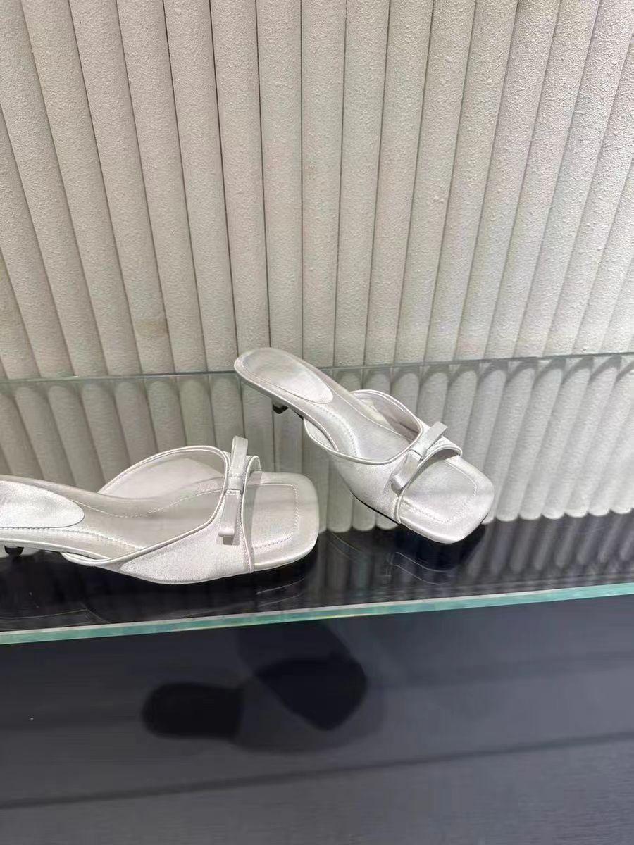 

2025 spring and autumn new fashion French square women s shoes with bow decoration open-toed empty sandals women 40 серебряный