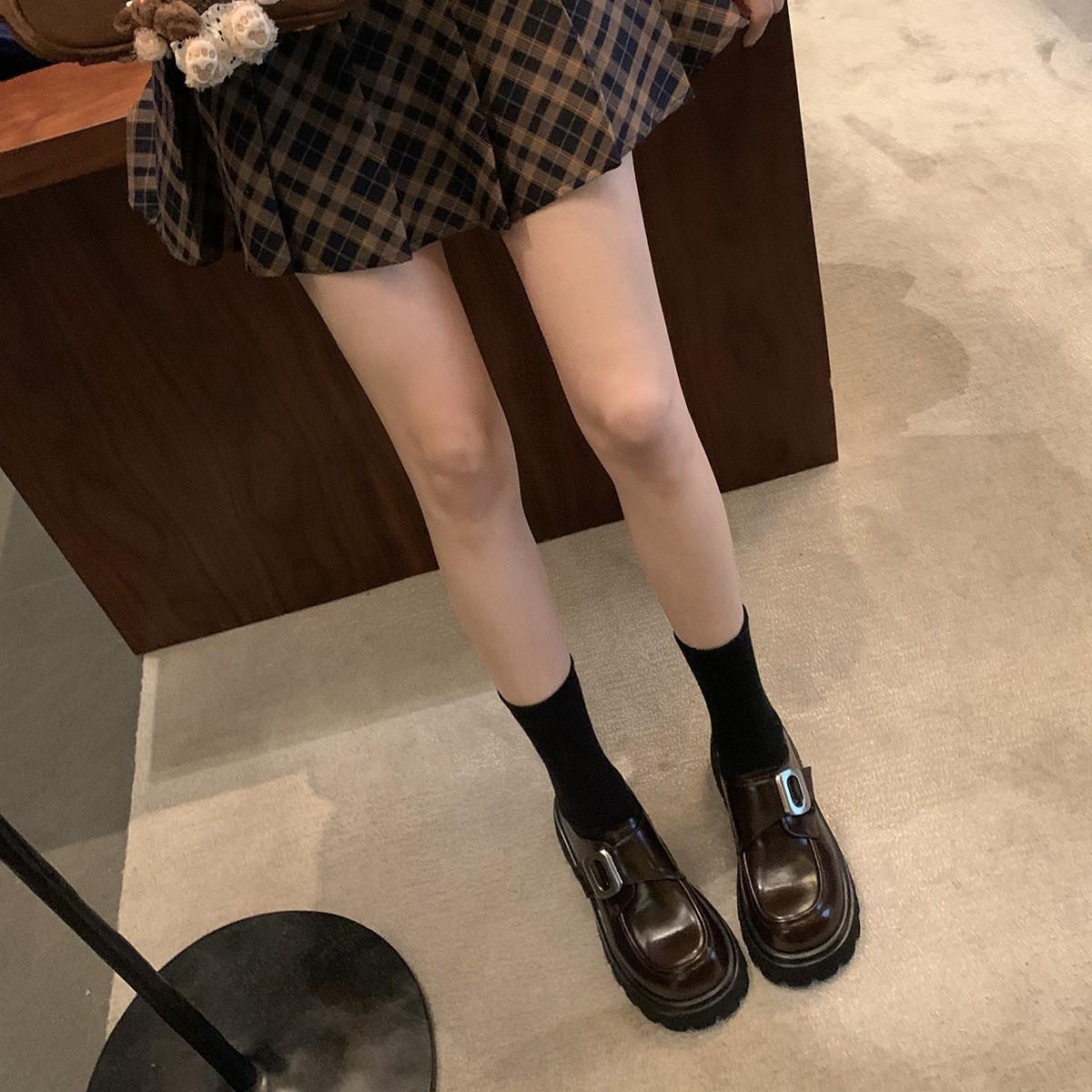 

Студенческий стиль Studiolee, лоферы на платформе с толстым каблуком-маффином, с квадратной пряжкой, ленивые, на одном ремешке, маленькие кожаные туфли для женщин 40 коричневый