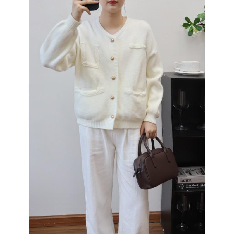 Autumn and winter new temperament knitted cardigan gentle lazy wind soft waxy sweater jacket women