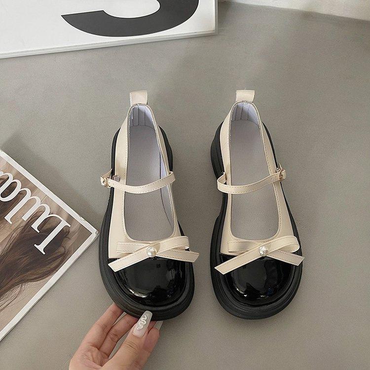 

2025 autumn Japanese versatile round head platform Mary Jane small leather shoes women s new sweet bow French single shoes 40