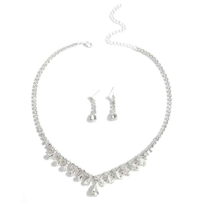 Ensemble de Bijoux Élégant à Pampilles de Strass: Collier et Boucles d'Oreilles de Mariée pour Banquets Européens et Américains