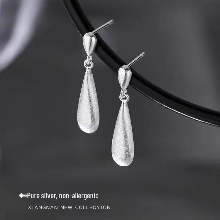 2024 Hot-Selling Water Drop Earrings: High-End 925 Sterling Silver Needle, Light Luxury for Women