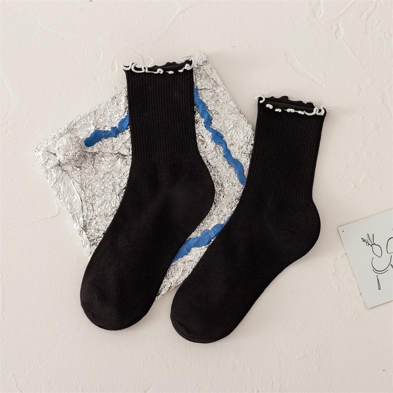 

Female Spring and Summer Simple Pure Color Fungus Edge College Wind Breathable Tube Cotton Socks 1 pair белый/чёрный