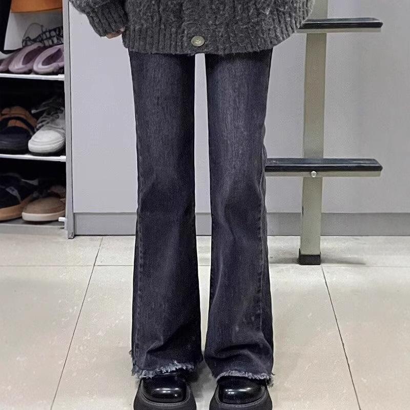 

American Retro Plus Size Women s Slimming Flare Jeans with Raw Edge Design XL