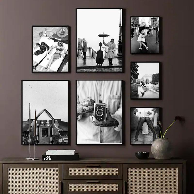 Black White Wall Art Fashion Poster Musician In The Rain Canvas Print Painting Sailor Kissing Nurse Picture Home Room Decoration