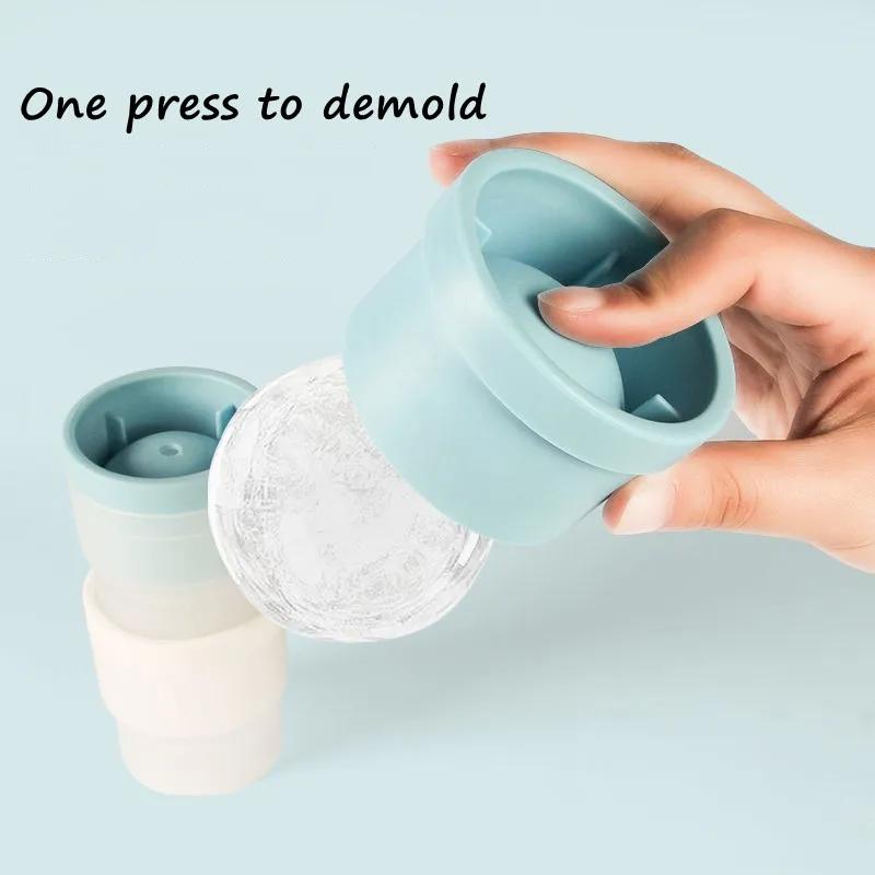 Whiskey Silicone Round Ice Hockey Mold Maker Large Spherical Ice Cube Ice Tray Grinder Suitable for Bar Home Kitchen Supplies