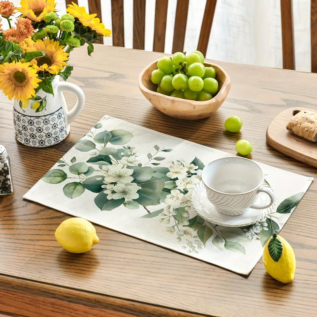 4 Stück, Kamelienblüte SommerSet mit 4 Platzdeckchen 12x18 Zoll Saisonale Frühlings-Tischsets für Party Küche Esstischdekoration, Beige