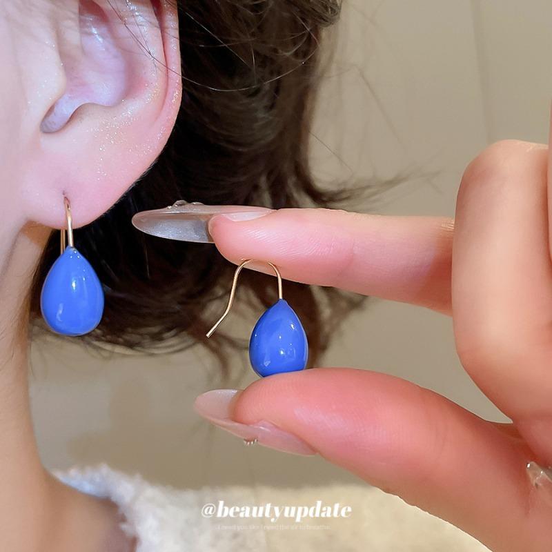 New Blue Oil Drop Ear Hook Retro Niche Design Earrings Light Luxury High-end Commuter Earrings Wholesale