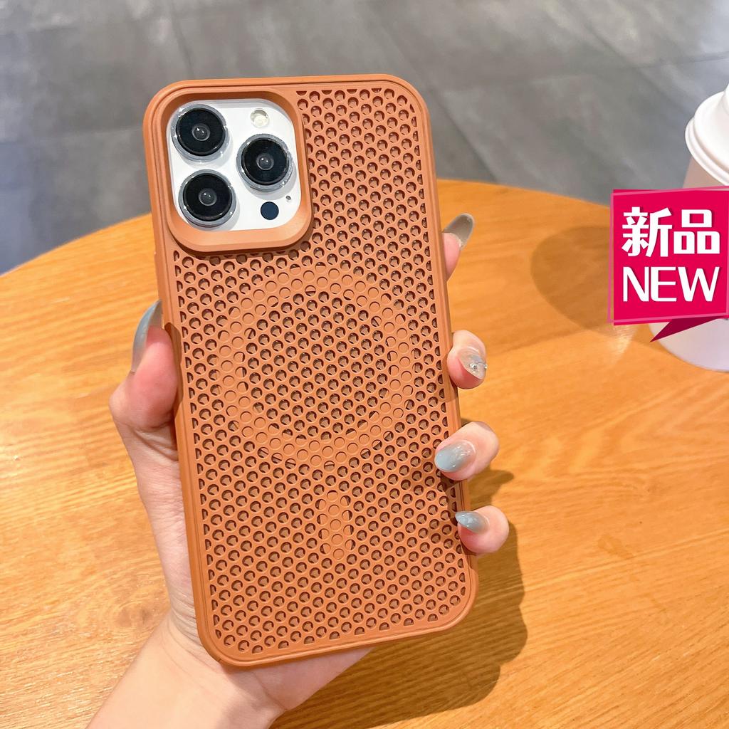2-In-1 heat dissipation magnetic mobile phone case is suitable for Apple 16PROMAX trend 15 skin feeling 13/14 protective cover 11