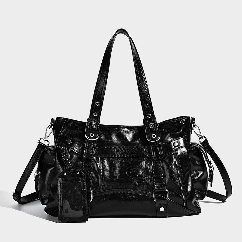 

Sweet and Cool Style Niche Retro Spicy Girl Motorcycle Tote Bag, Large Capacity Armpit Bag, Versatile Rivet Commuting Shoulder Bag чорний