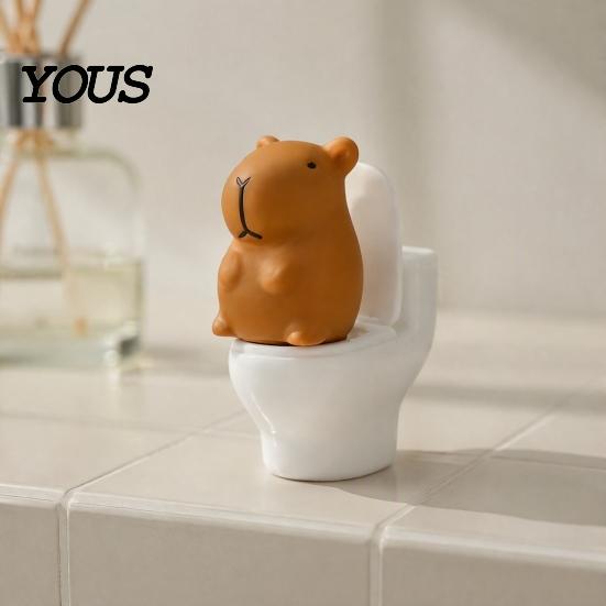 Cute Toilet Sitting Doll Miniature Animal on Figurine, Mini Small Frog /Duck/ Pig Statue, Funny Fun Gifts for Bathroom Lovers Decor, Desk Ornament