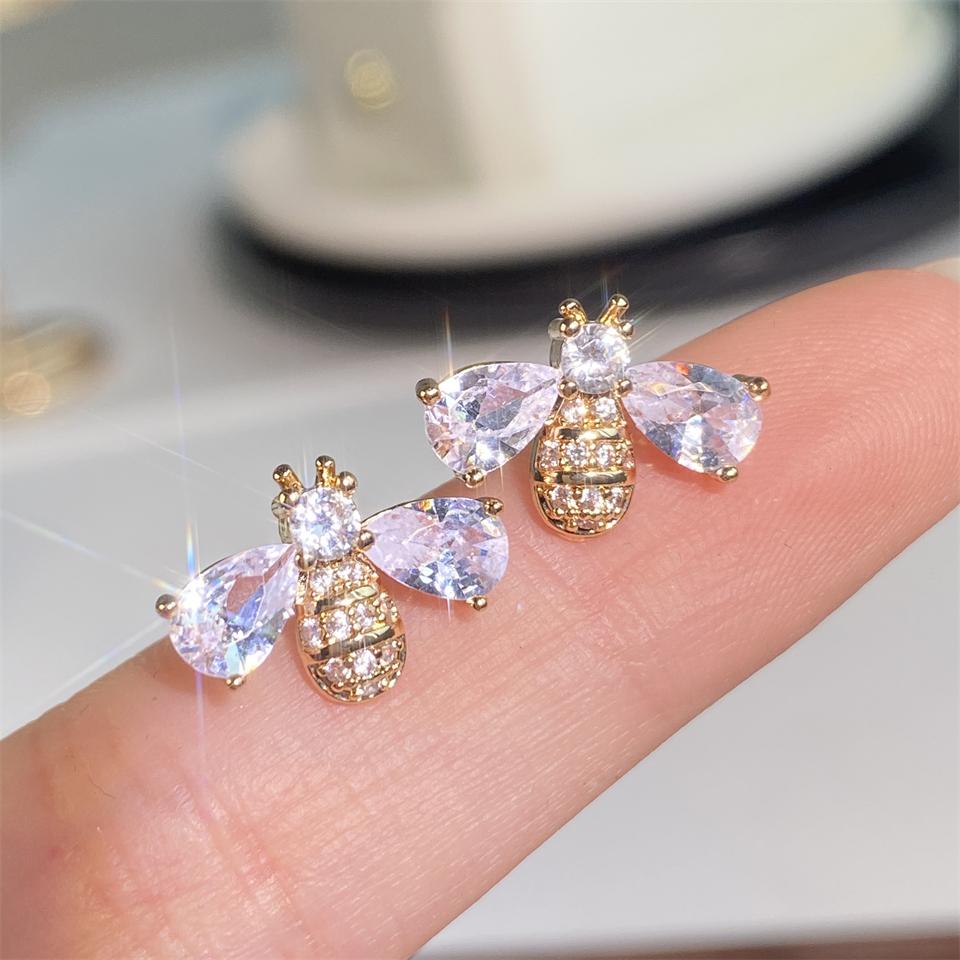 ZAKOL Temperament Cubic Zirconia Insect Bee CZ Stud Earrings for Women Delicate Animal Crystal Earrings Zircon Brincos