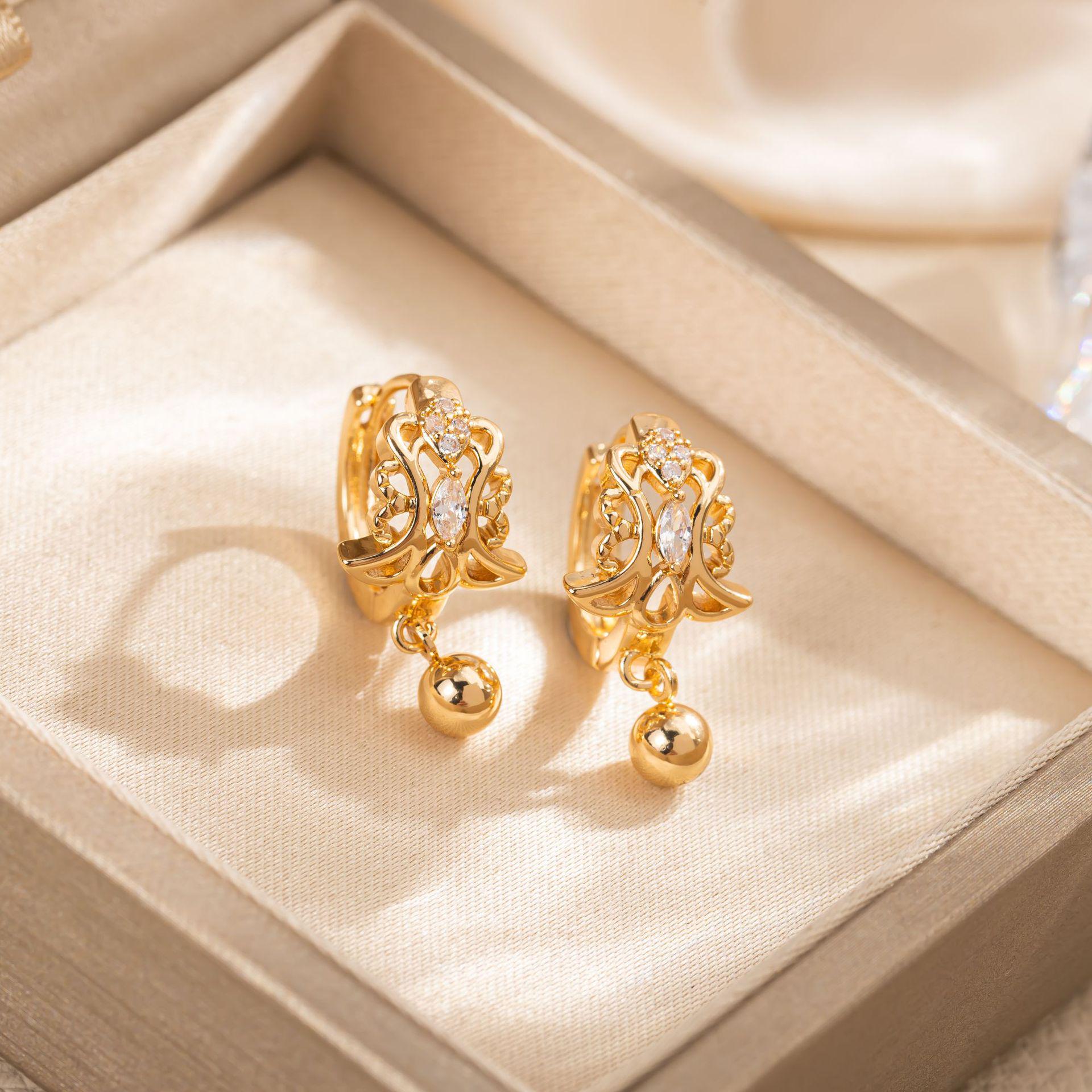 2024 Trendy Korean Zirconia Round Earrings - Ultra-Shiny, Stylish, and High-End Feel.